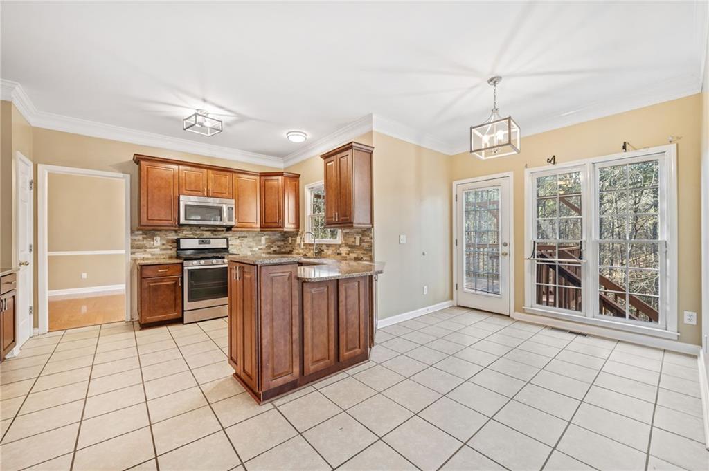 1039 Ashfern Walk, Woodstock, Georgia image 11