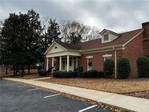 A home in Calhoun