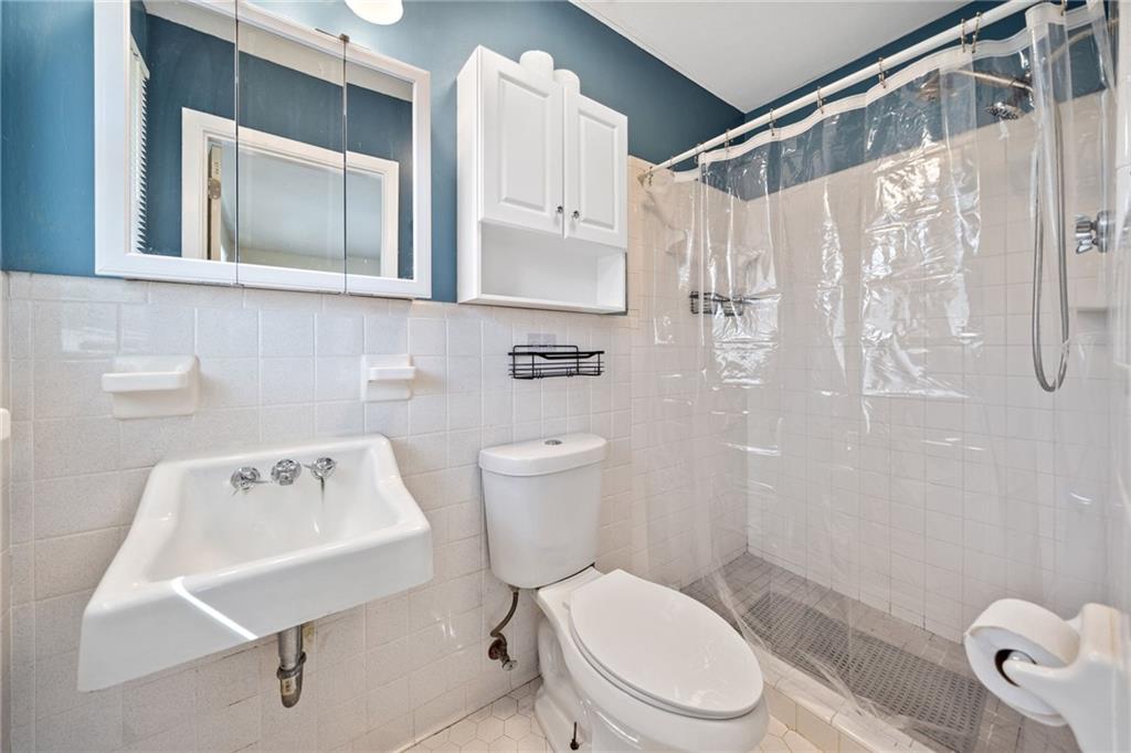 210 W Greenwood Drive, Carrollton, Georgia image 24