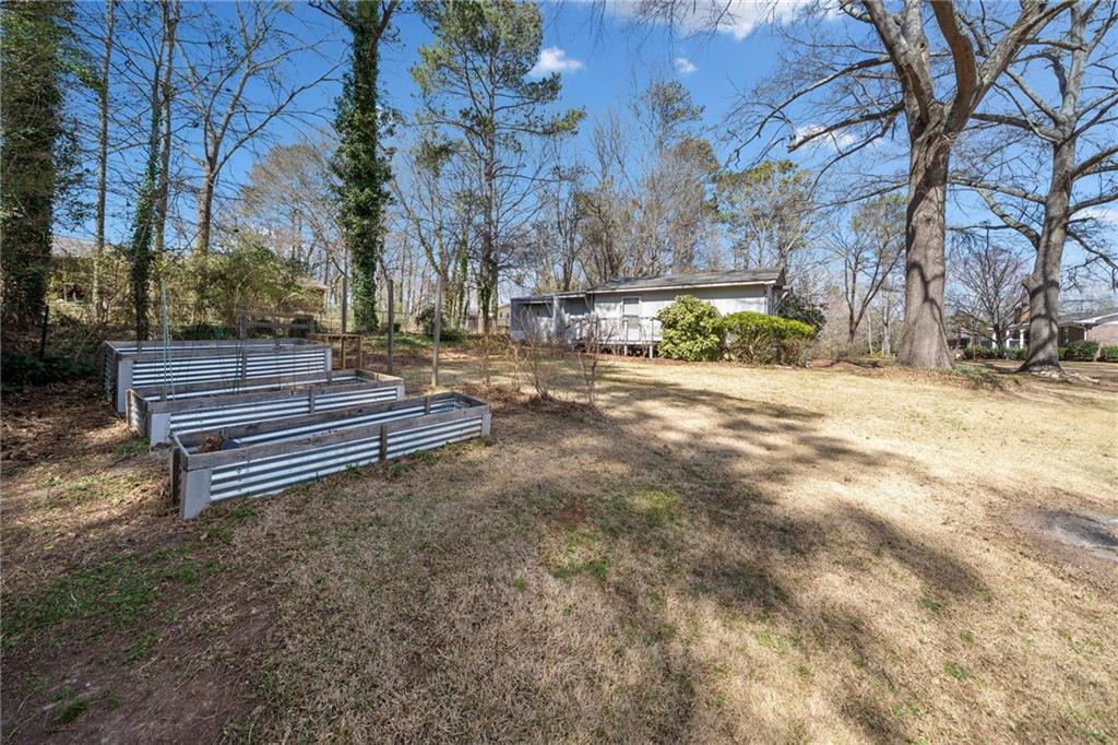 210 W Greenwood Drive, Carrollton, Georgia image 7