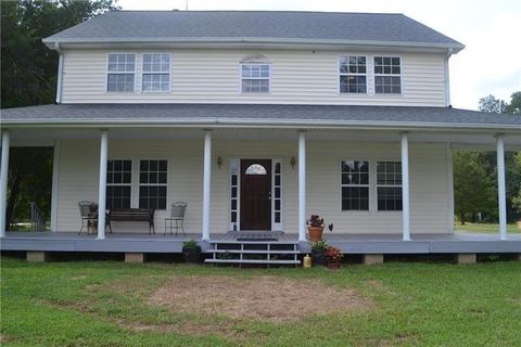 A home in Powder Springs