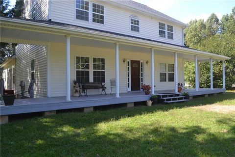 A home in Powder Springs