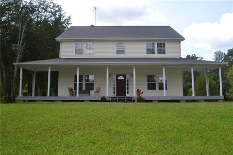 A home in Powder Springs