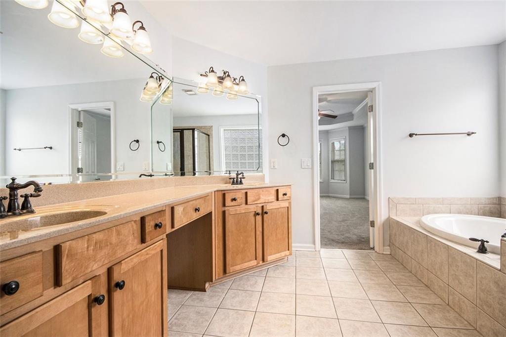 5658 Greensage Drive, Atlanta, Georgia image 27