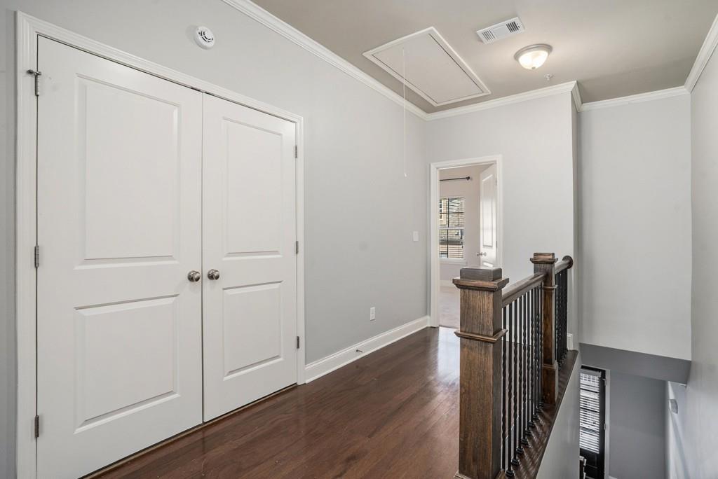 Laurel Gate Townhomes - Residential Lease