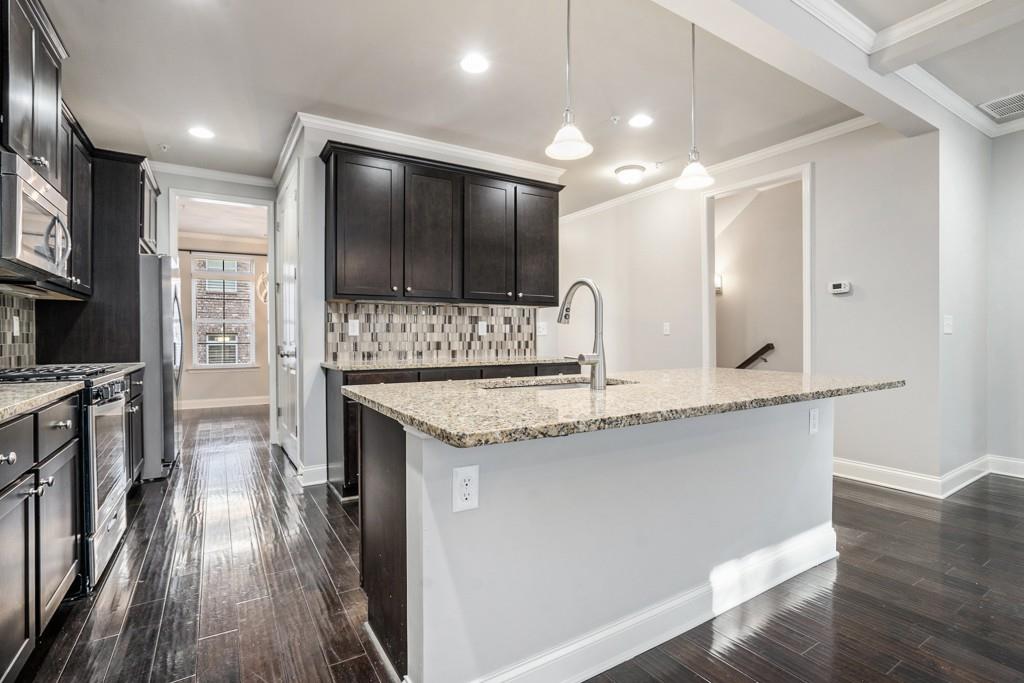 Laurel Gate Townhomes - Residential Lease