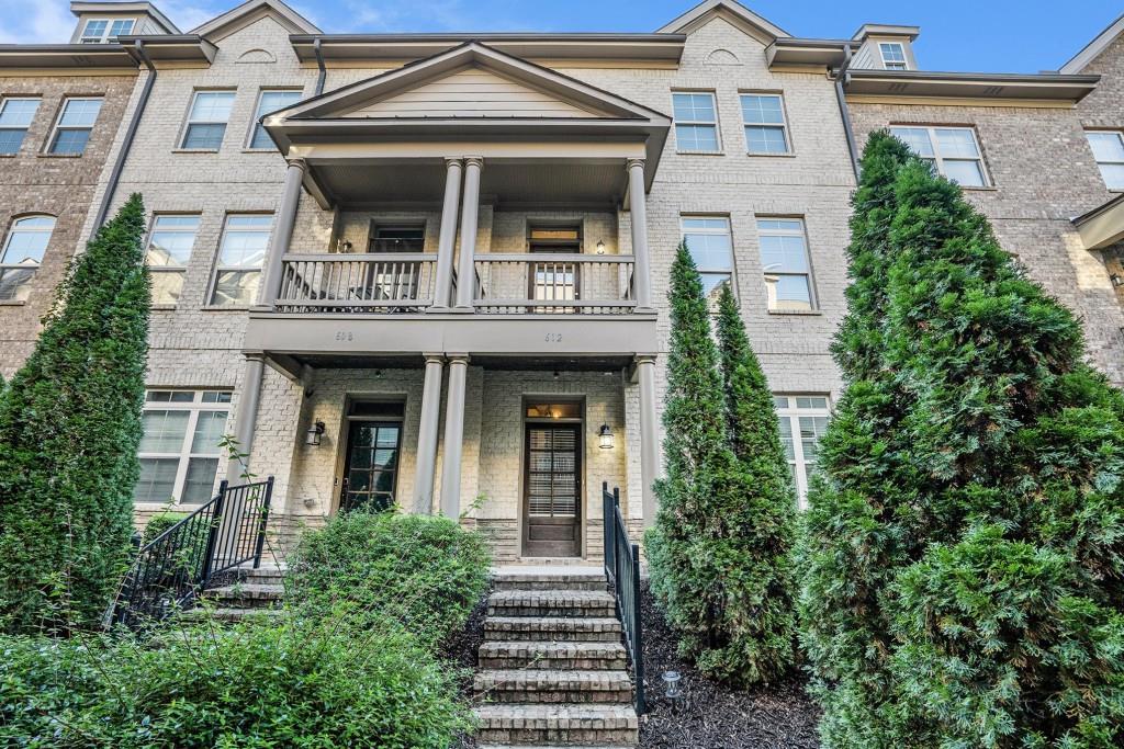 Laurel Gate Townhomes - Residential Lease