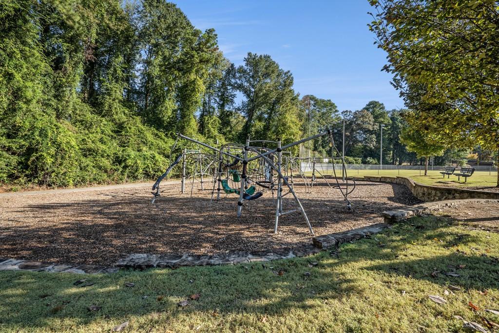 Laurel Gate Townhomes - Residential Lease