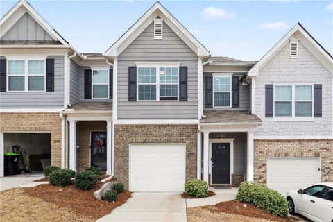 Townhouse For Sale - 5699 Union Pointe Drive<br/> Union City, GA 30291