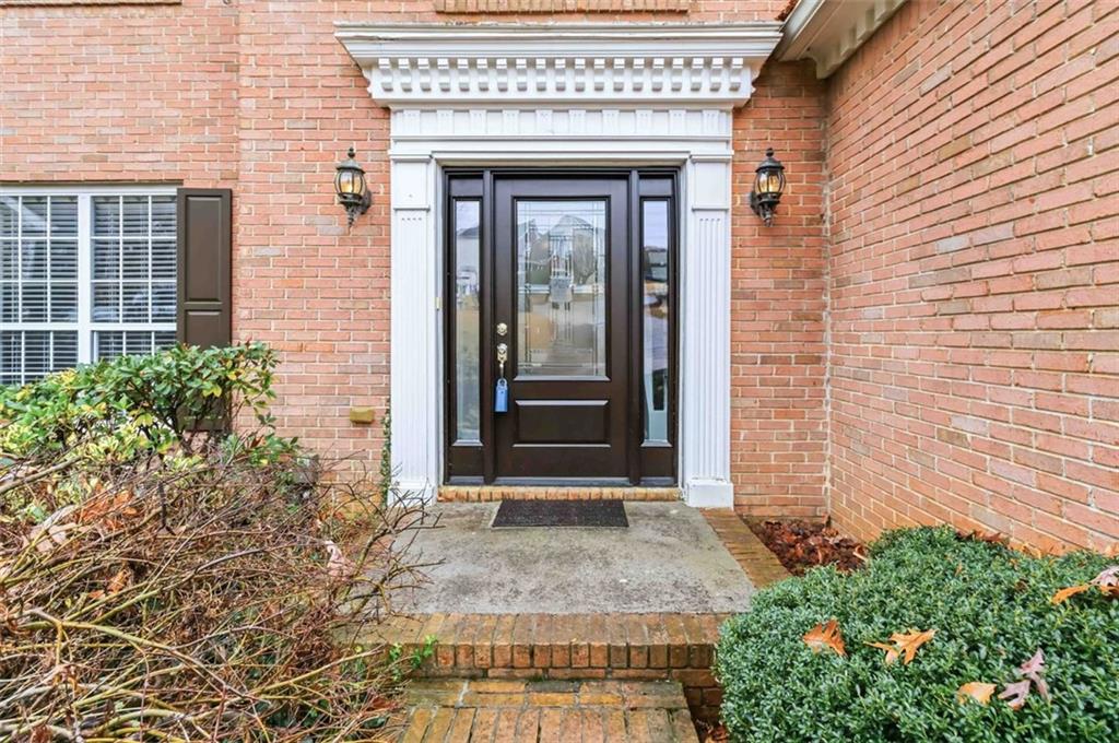 825 SOMERSET VALE Drive