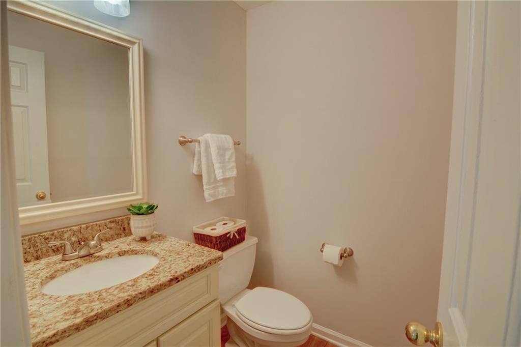 3381 Grovewood Lane, Duluth, Georgia image 13