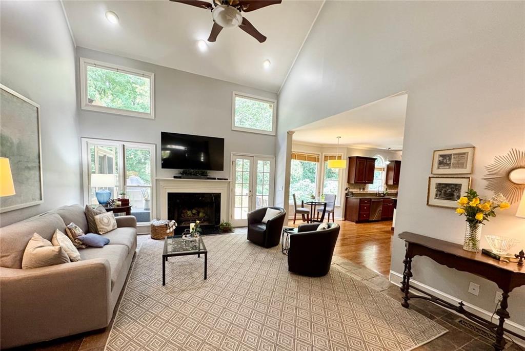 1958 Tristan Drive SE