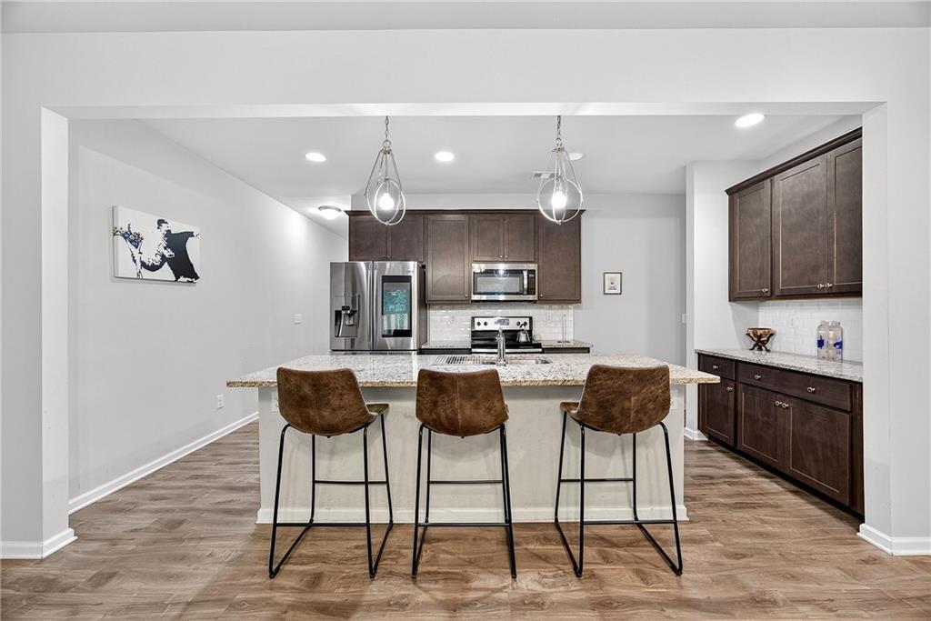 547 Monticello Boulevard SE