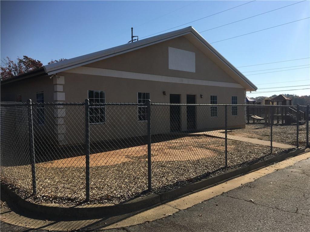 3180 Atlanta Highway