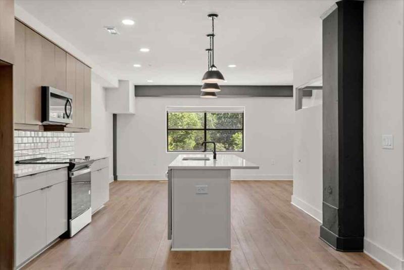 108 Park Place Unit 107