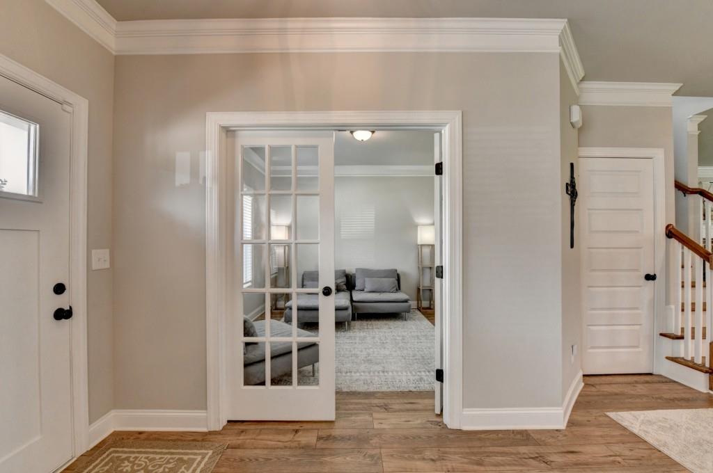 903 Calgary Court