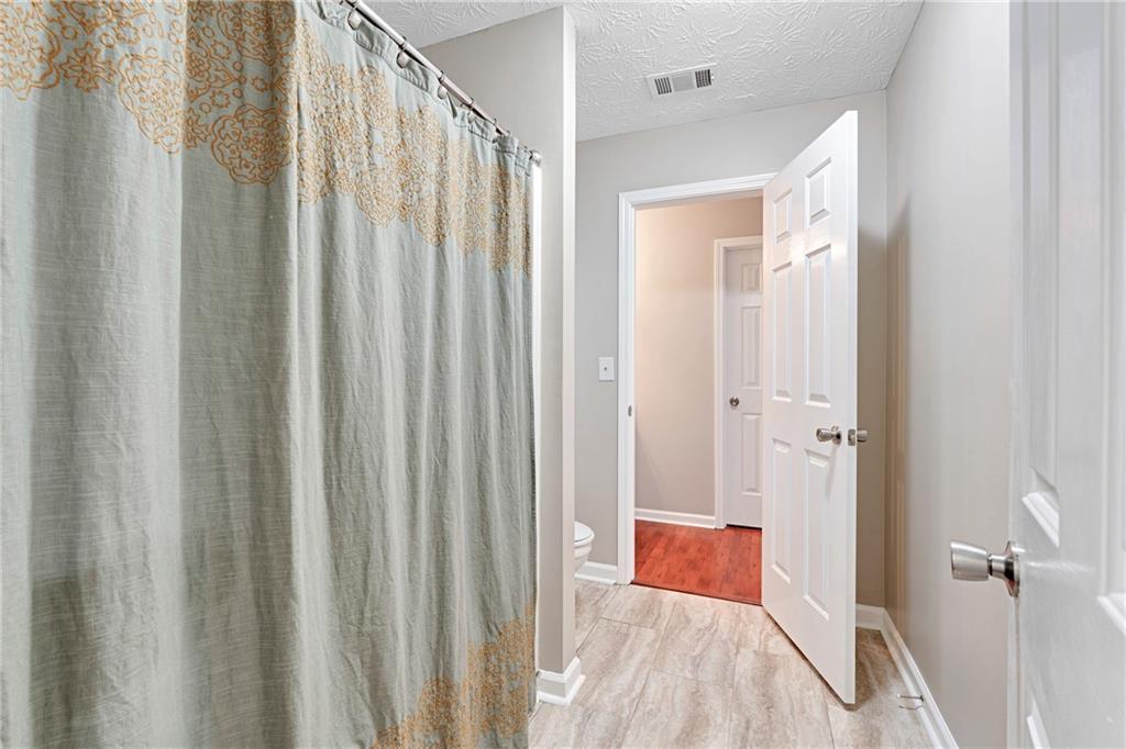 Lanier Country Club Estates - Residential