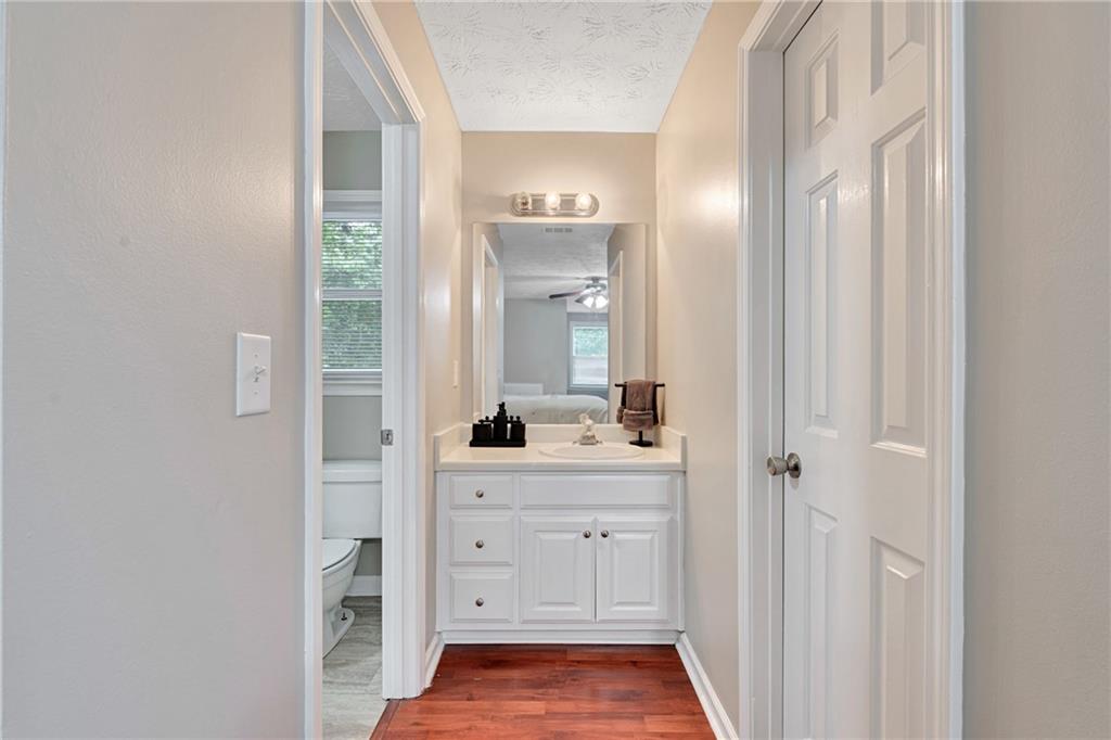 Lanier Country Club Estates - Residential