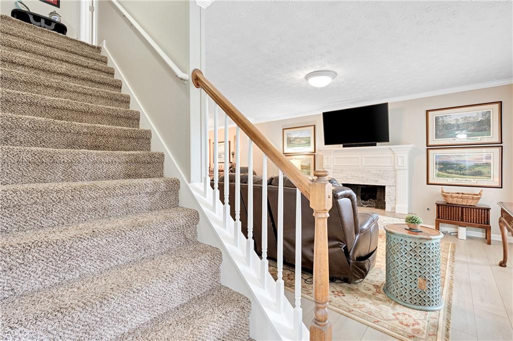 Lanier Country Club Estates - Residential