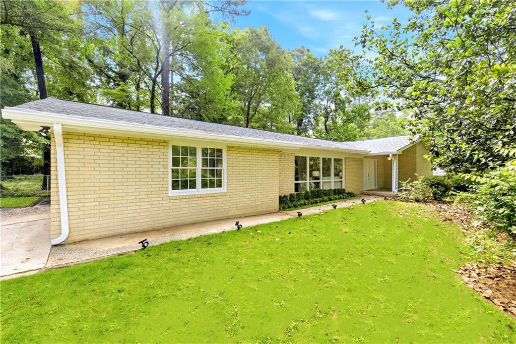 4765 Luray Drive