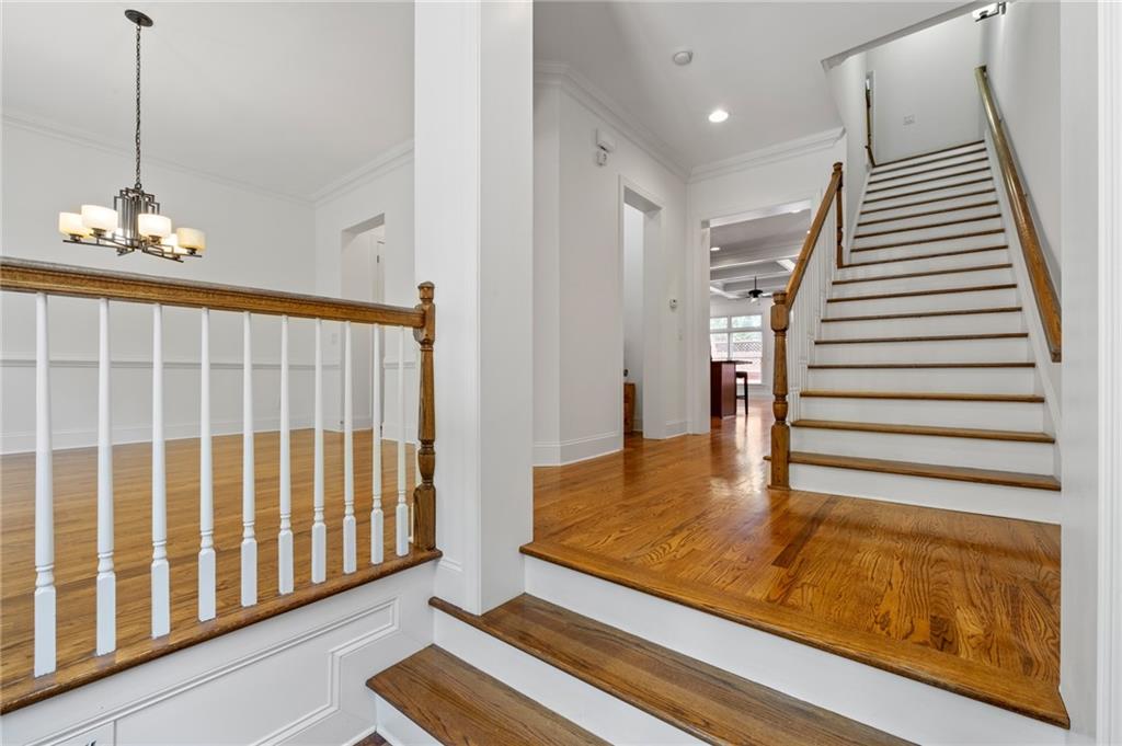 661 Lockton Place, Sandy Springs, Georgia image 3