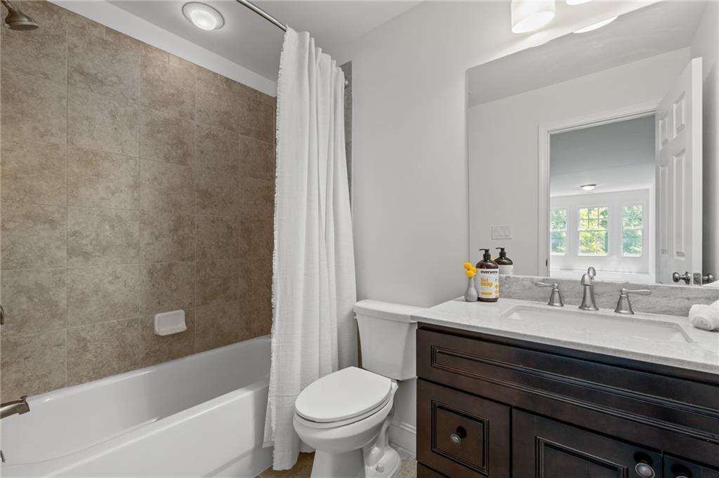 661 Lockton Place, Sandy Springs, Georgia image 31