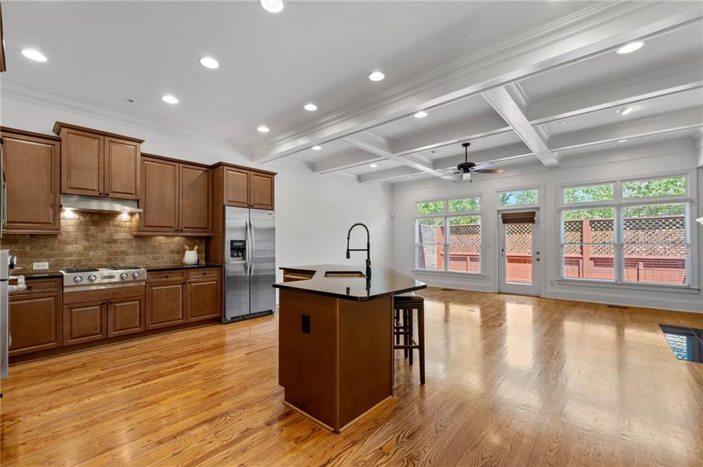 661 Lockton Place, Sandy Springs, Georgia image 8
