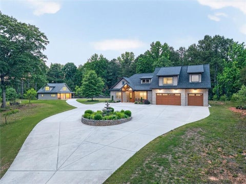 Homes For Sale - 7128 Hwy 81<br/> Monroe, GA 30656
