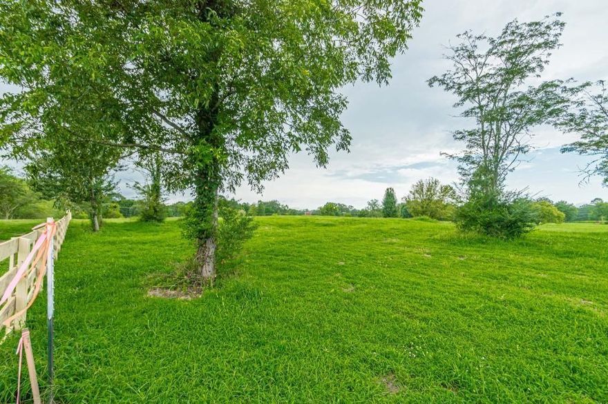 All plans and building permit included in the price. 
Incredible opportunity to build your dream estate on a private, 3.11-acre lot in the heart of Alpharetta. All plans and approved building permits are included in the price, offering a seamless start to your custom home project. This rare property is surrounded by majestic 150–250-year-old oak trees, creating a serene and picturesque setting that’s rich in natural beauty and history. Tucked away for privacy yet just minutes from top-rated schools, upscale dining, and premier shopping, the location offers the perfect blend of seclusion and convenience. Whether you're seeking a private retreat or a luxury investment, this expansive lot is ready to bring your vision to life.