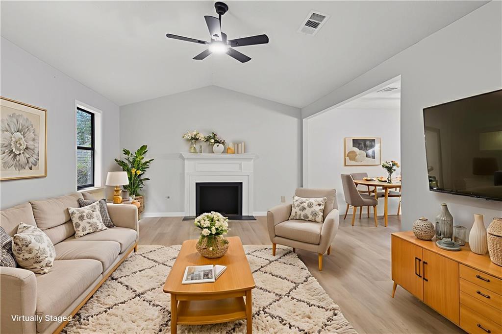 2446 Turtle Brook