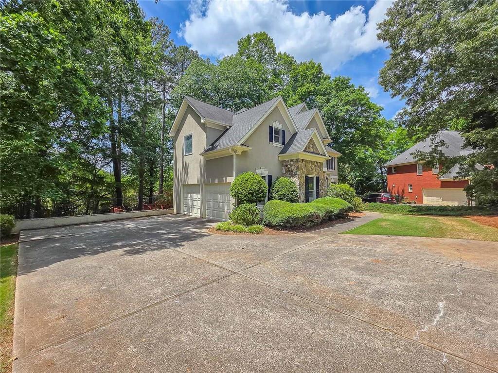 2820 Towne Village Drive