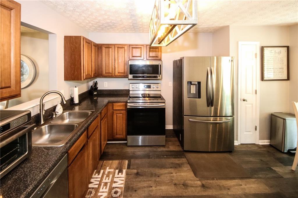 Photo 1 of 53 — 5618 Union Pointe Drive, Union City, GA 30291