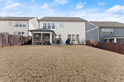 A home in Flowery Branch