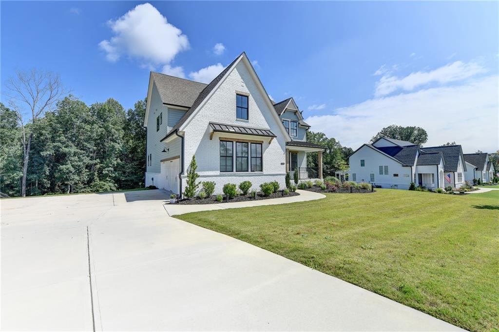 8305 Beryl Overlook