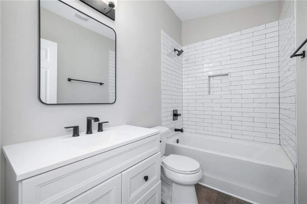 Atlanta, Georgia 30310, United States, 3 Bedrooms Bedrooms, ,2 BathroomsBathrooms,Residential,Active,37330