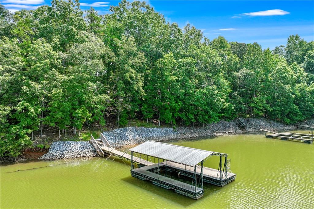 8070 Beachwood Drive