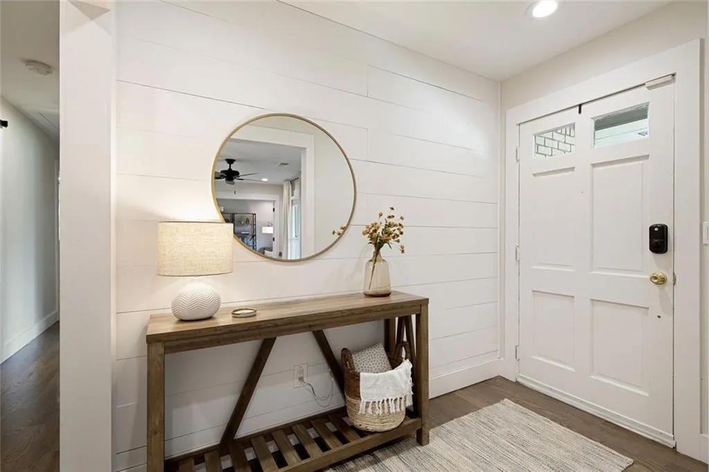 Smyrna, Georgia 30082, United States, 3 Bedrooms Bedrooms, ,3 BathroomsBathrooms,Residential,Active,197442