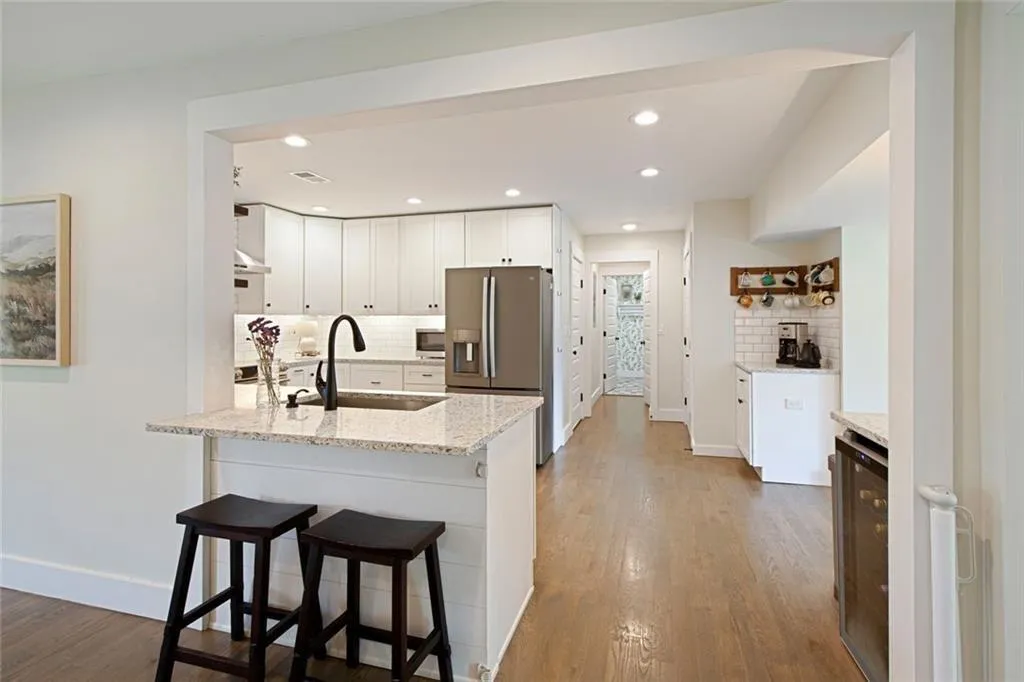 Smyrna, Georgia 30082, United States, 3 Bedrooms Bedrooms, ,3 BathroomsBathrooms,Residential,Active,197442