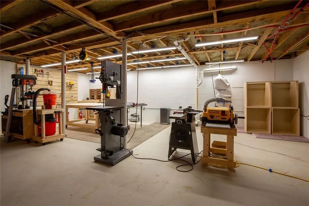 Smyrna, Georgia 30082, United States, 3 Bedrooms Bedrooms, ,3 BathroomsBathrooms,Residential,Active,197442