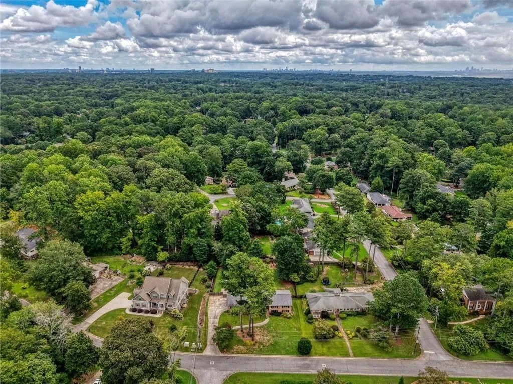 Smyrna, Georgia 30082, United States, 3 Bedrooms Bedrooms, ,3 BathroomsBathrooms,Residential,Active,197442