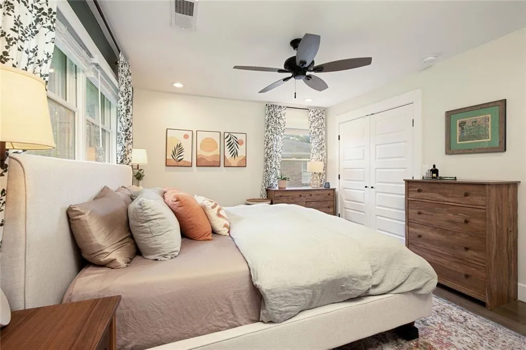 Smyrna, Georgia 30082, United States, 3 Bedrooms Bedrooms, ,3 BathroomsBathrooms,Residential,Active,197442