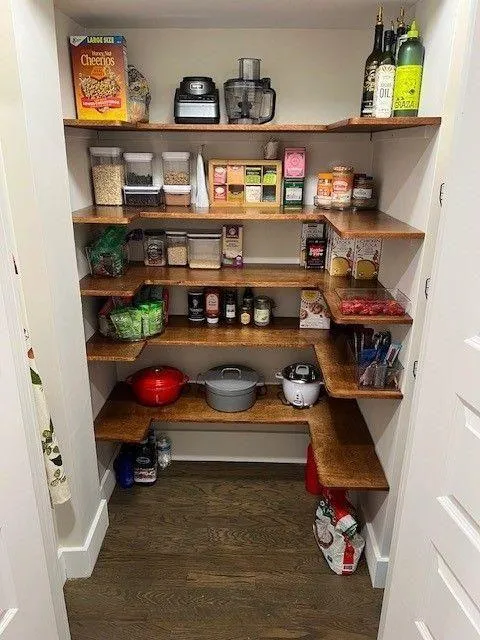 Smyrna, Georgia 30082, United States, 3 Bedrooms Bedrooms, ,3 BathroomsBathrooms,Residential,Active,197442