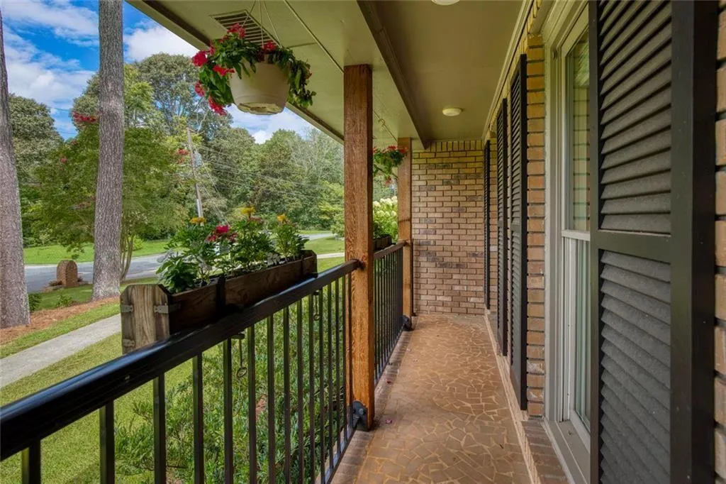 Smyrna, Georgia 30082, United States, 3 Bedrooms Bedrooms, ,3 BathroomsBathrooms,Residential,Active,197442