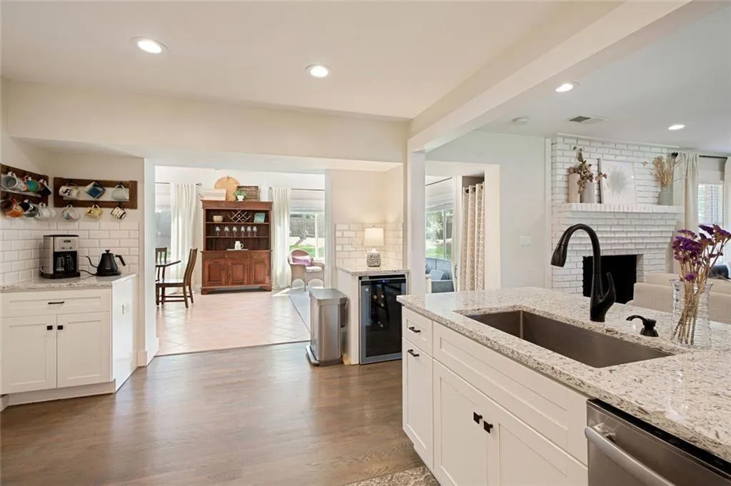 Smyrna, Georgia 30082, United States, 3 Bedrooms Bedrooms, ,3 BathroomsBathrooms,Residential,Active,197442