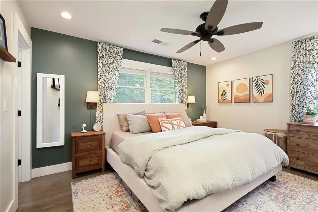 Smyrna, Georgia 30082, United States, 3 Bedrooms Bedrooms, ,3 BathroomsBathrooms,Residential,Active,197442