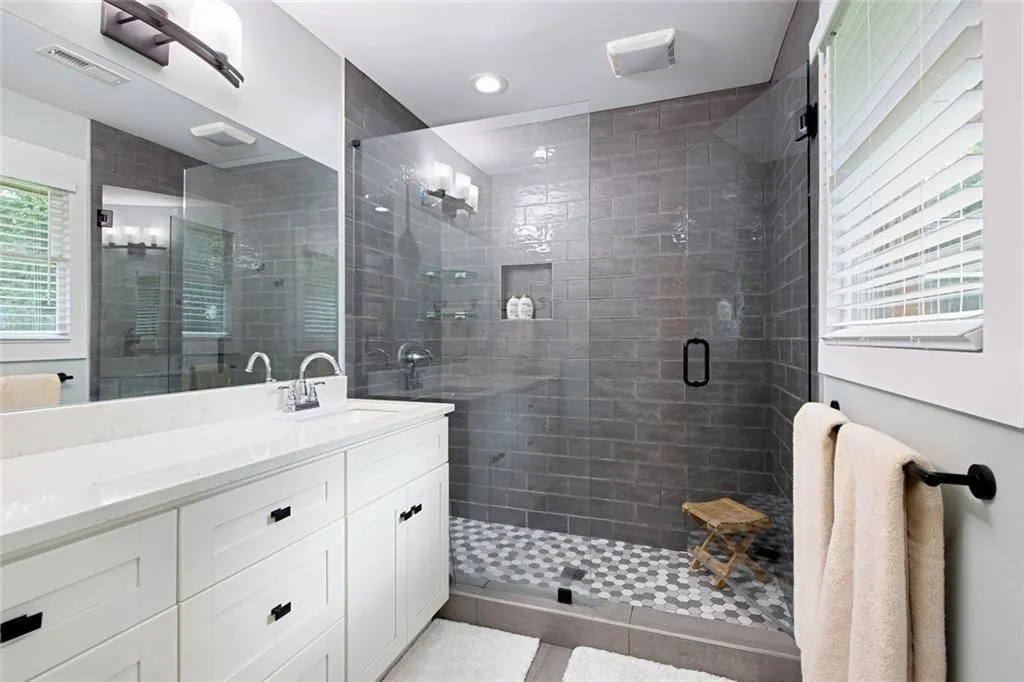 Smyrna, Georgia 30082, United States, 3 Bedrooms Bedrooms, ,3 BathroomsBathrooms,Residential,Active,197442