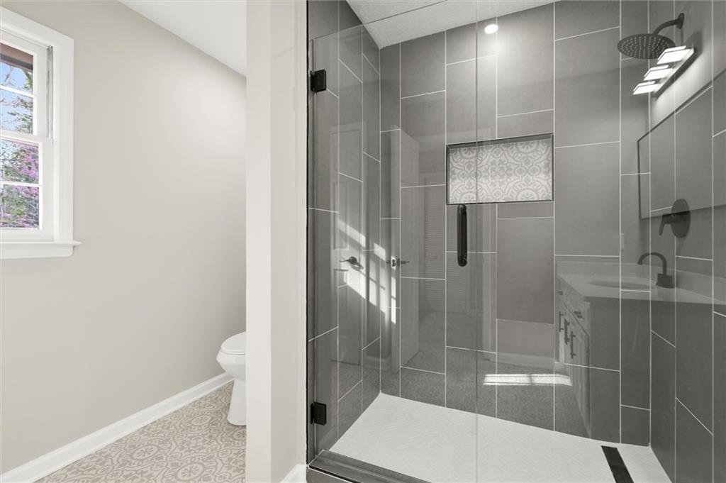 5427 Fieldgreen Drive, Stone Mountain, Georgia image 17