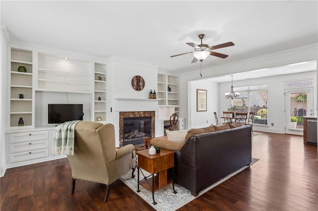 243 S Village Square