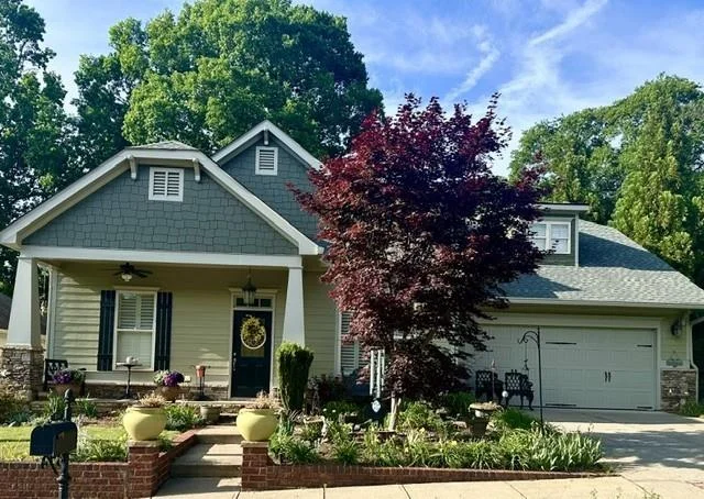104 Willow Overlook