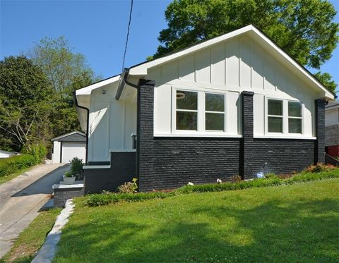 Photo of 2203 Wingate Street SW, Atlanta, GA 30310 (MLS # 7725858)